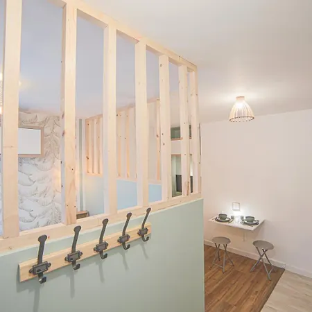 Casa Pluma Near Train Station Cosy Appartamento *