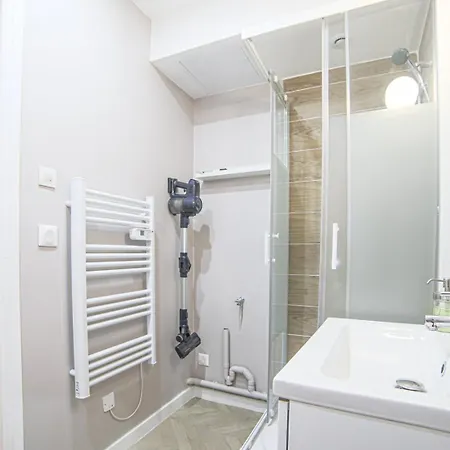 Casa Pluma Near Train Station Cosy *